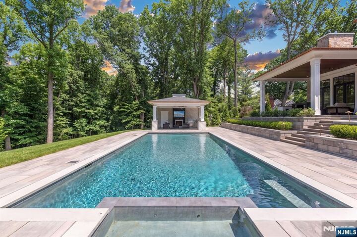 Property Photo: 396 Knollwood Road NJ 07450