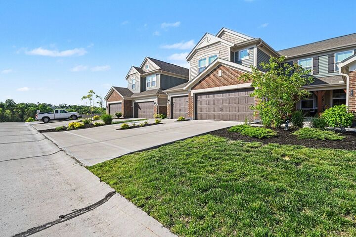 Property Photo: 7672 Devonshire Drive KY 41001