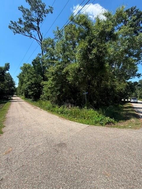 Property Photo:  Benjamin Road  LA 70460 