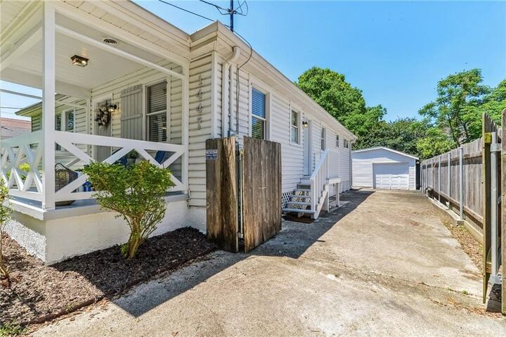 Property Photo: 1447 Mithra Street LA 70122