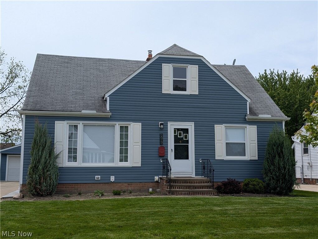 Property Photo:  1678 Byron Drive  OH 44124 