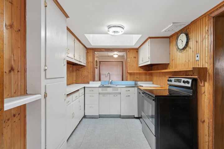 Property Photo:  4335 4th Street NE  MN 55421 