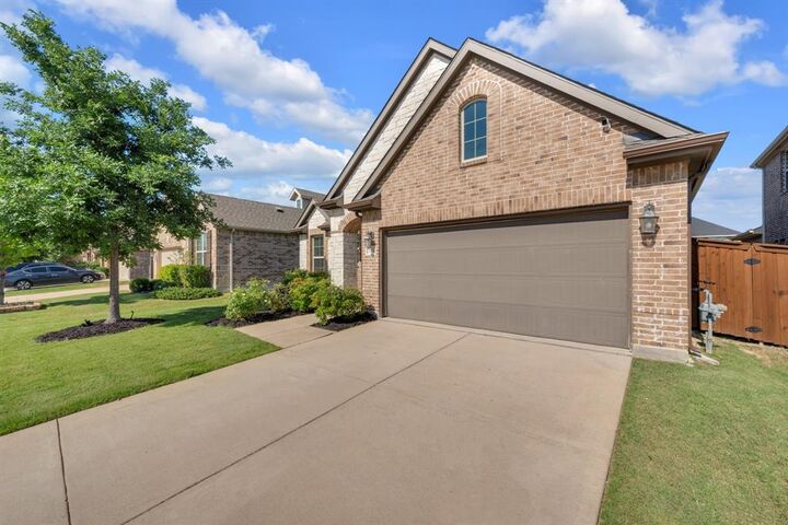 Property Photo: 7504 Guadalupe Way TX 75071