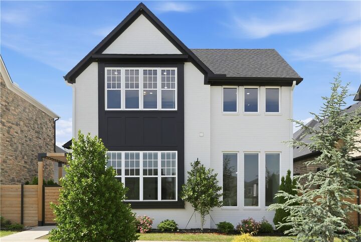 Property Photo:  3501 SW Awakening Avenue  AR 72713 