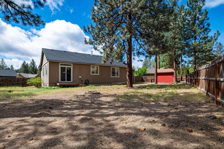 Property Photo:  61095 Honkers Court  OR 97702 