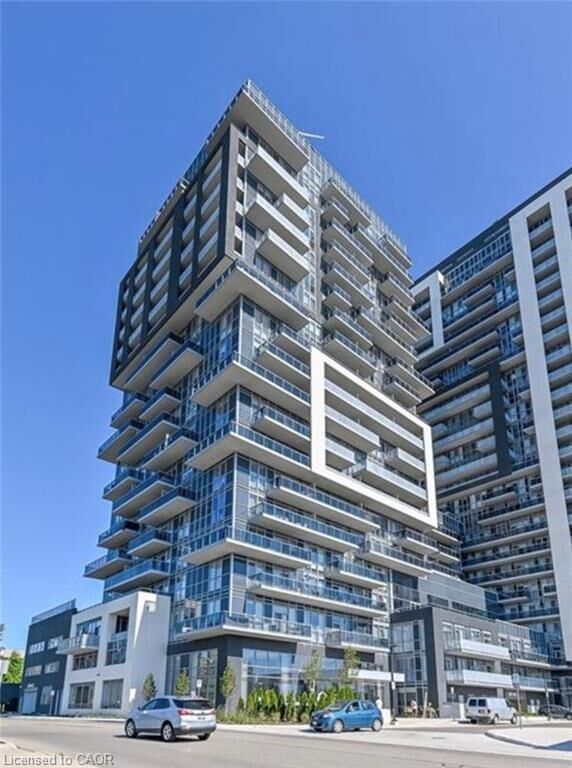 Property Photo:  2081 Fairview Street 1803  ON L7R 2C8 