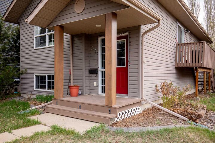 Property Photo:  56 Country Ridge Close  AB T4L 2H1 