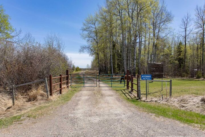 Property Photo: 413065 Range Road 6-3 AB T4T 2A1