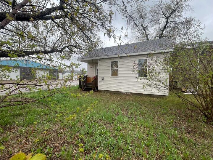 Property Photo:  5009 54A Street  AB T9V 0S2 