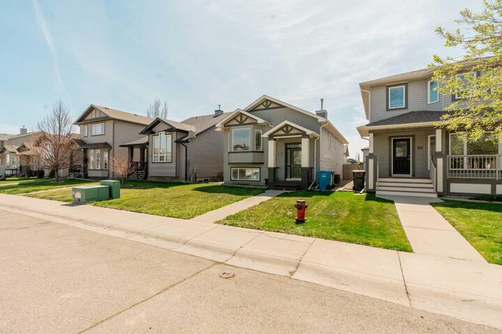 Property Photo:  306 Keystone Lane W  AB T1J 2R2 