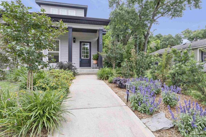 Property Photo: 1132 N I St FL 32501