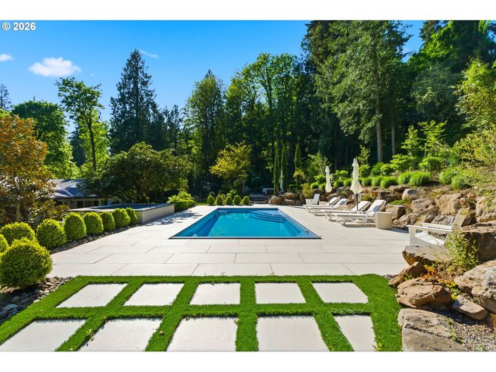 Property Photo: 1685 SW Midvale Rd OR 97219