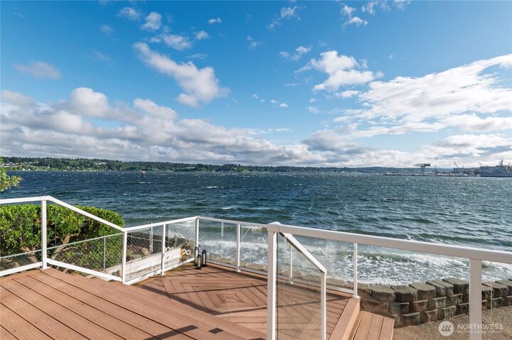 Property Photo:  325  Shore Drive  WA 98310 