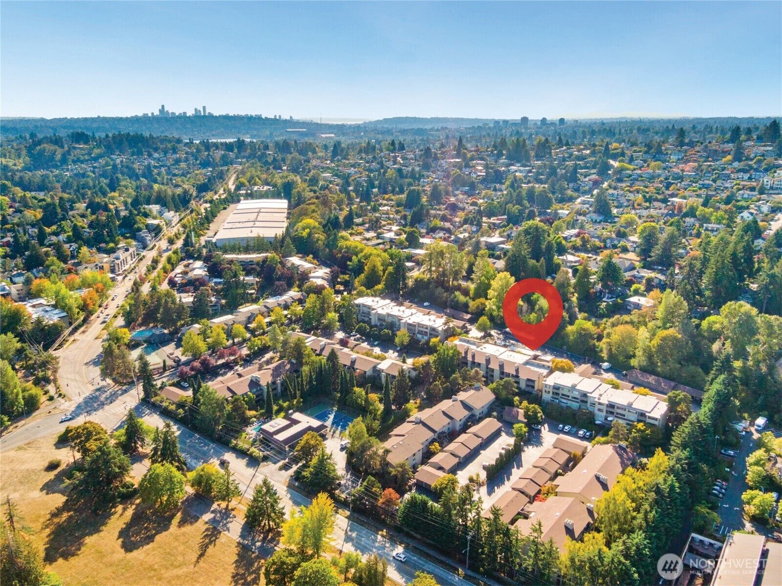Property Photo:  6652  Parkpoint Way NE D-311  WA 98115 