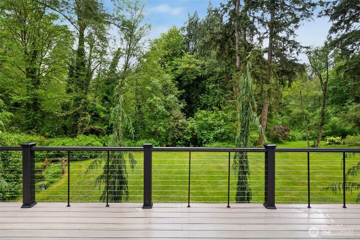 Property Photo: 11019 NE 140th Street WA 98034