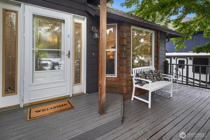 Property Photo:  1817  91st Drive SE  WA 98258 
