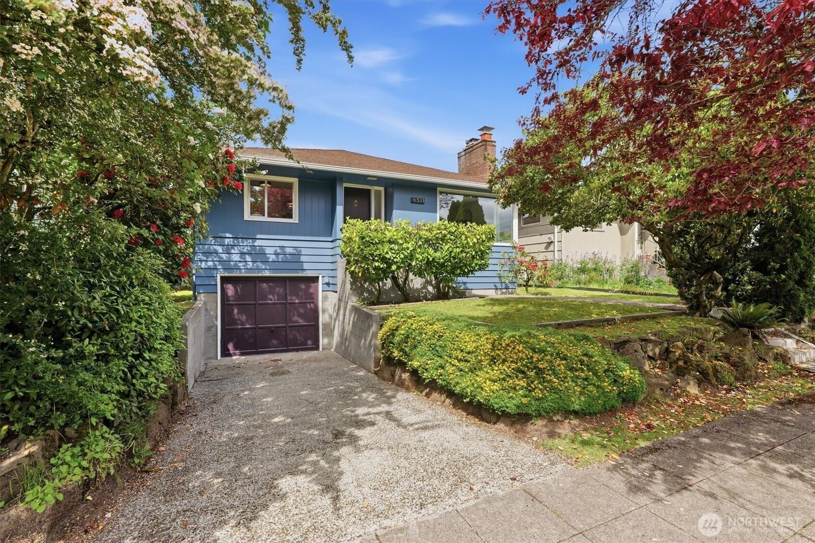 Property Photo:  6321  18th Avenue NE  WA 98115 
