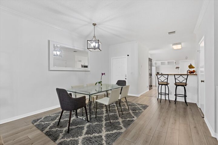 Property Photo: 2264 Salerno Circle FL 33327