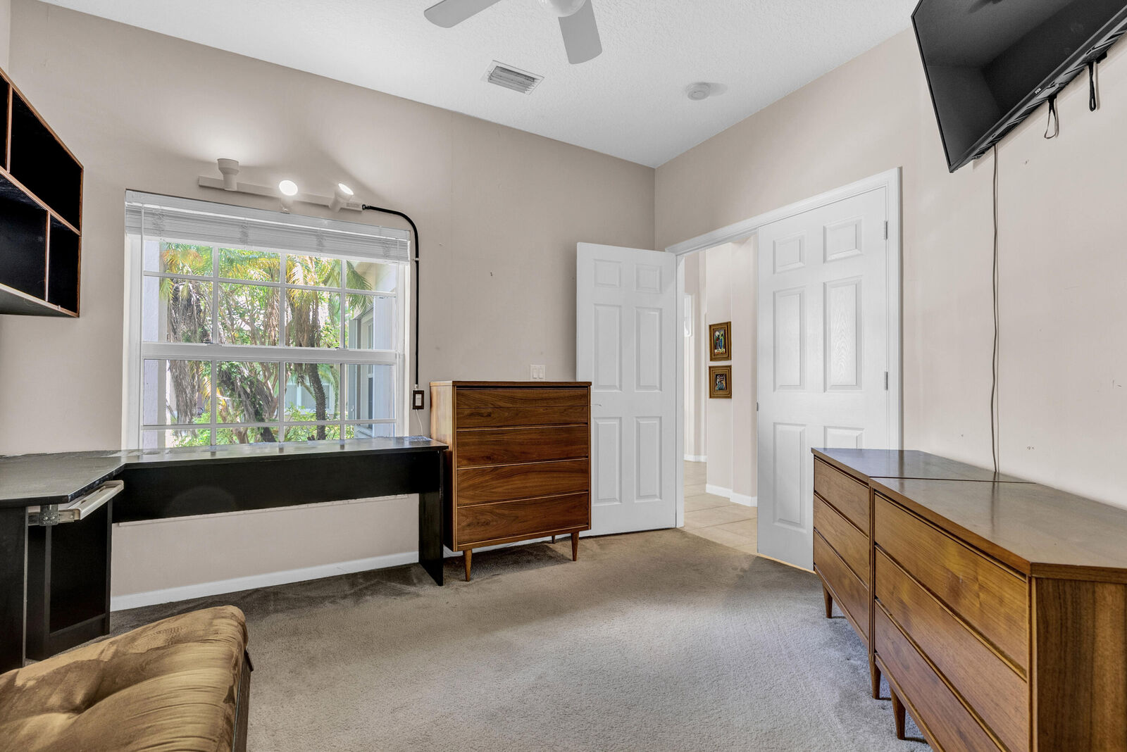 Property Photo:  6546 NW 112th Avenue  FL 33076 