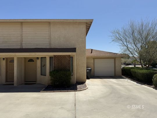 Property Photo:  1000 Perdew Ave  CA 93555 