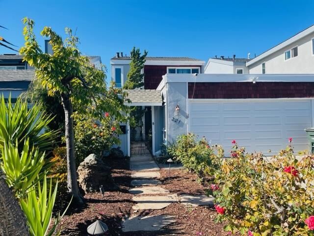 Property Photo:  321 Quay Lane  CA 94065 