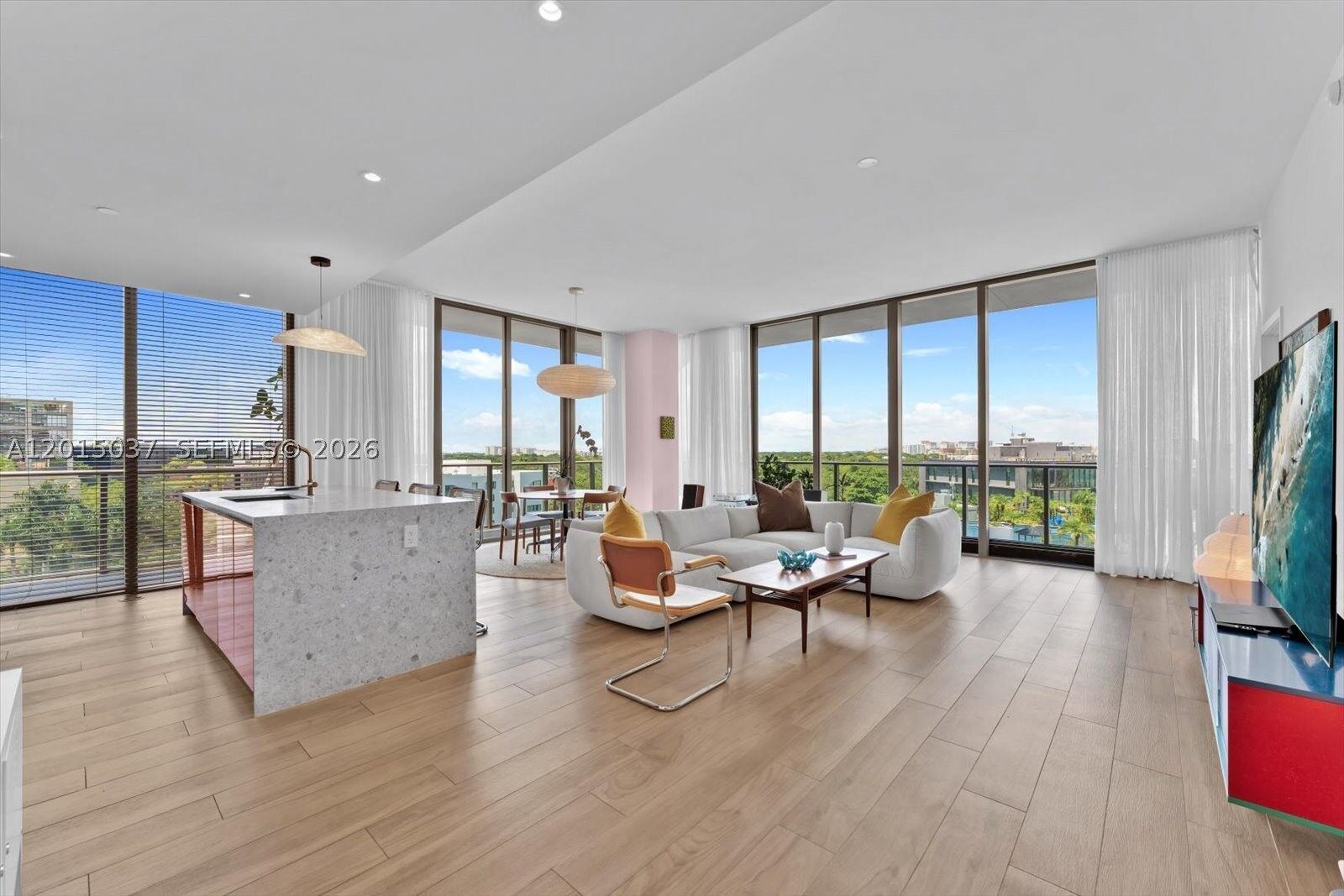 Property Photo:  2678 Tigertail Ave 601  FL 33133 