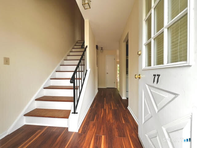 Property Photo:  77 Van Buskirk Avenue 77  CT 06902 