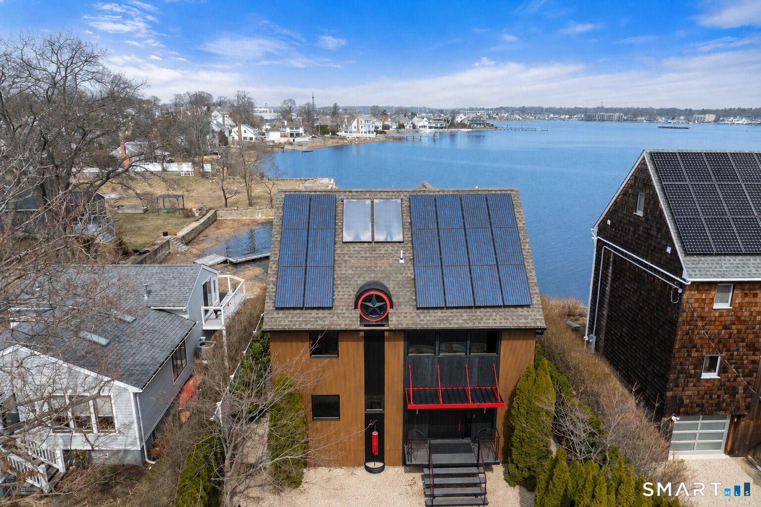 Property Photo:  17 Seabreeze Place  CT 06854 