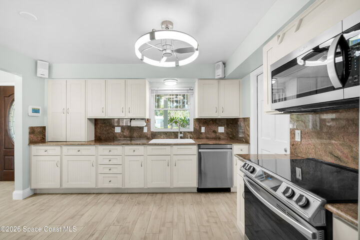 Property Photo: 1770 S Merrimac Drive FL 32952