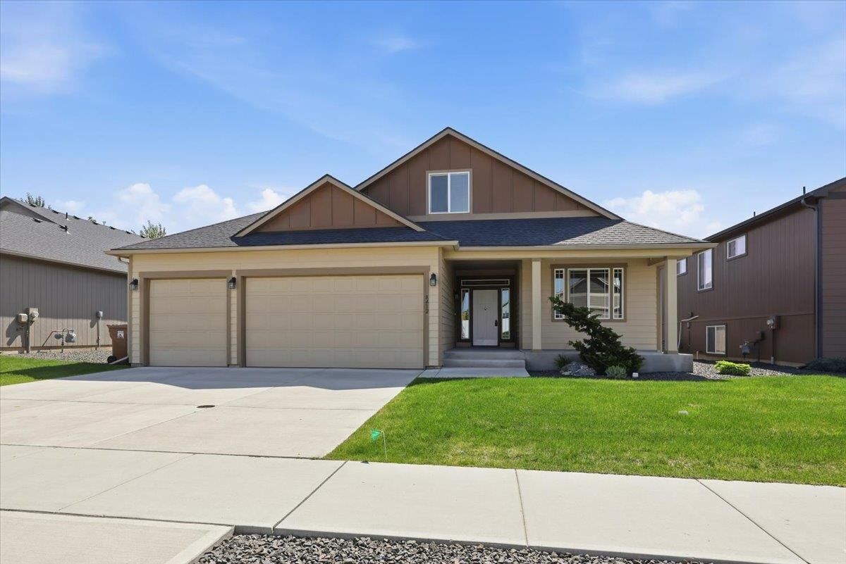 Property Photo:  8412 N Summerhill Ln  WA 99208 