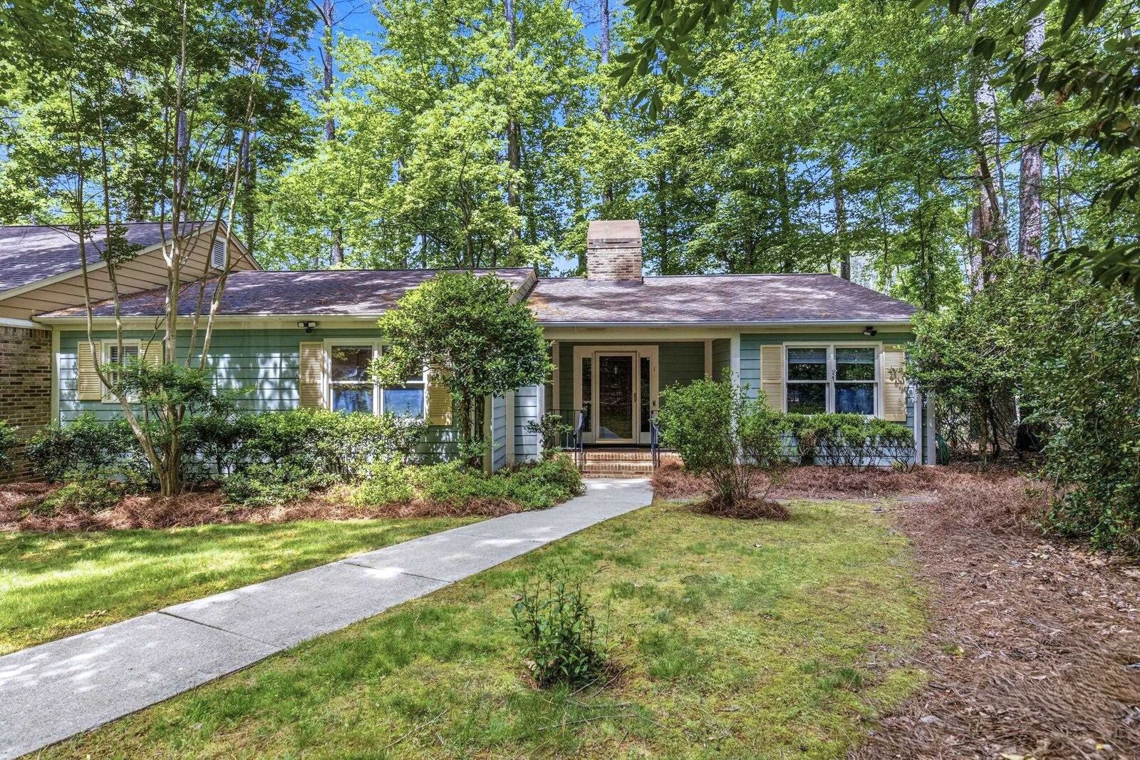 Property Photo:  1 Forest Oaks Way  SC 29307 