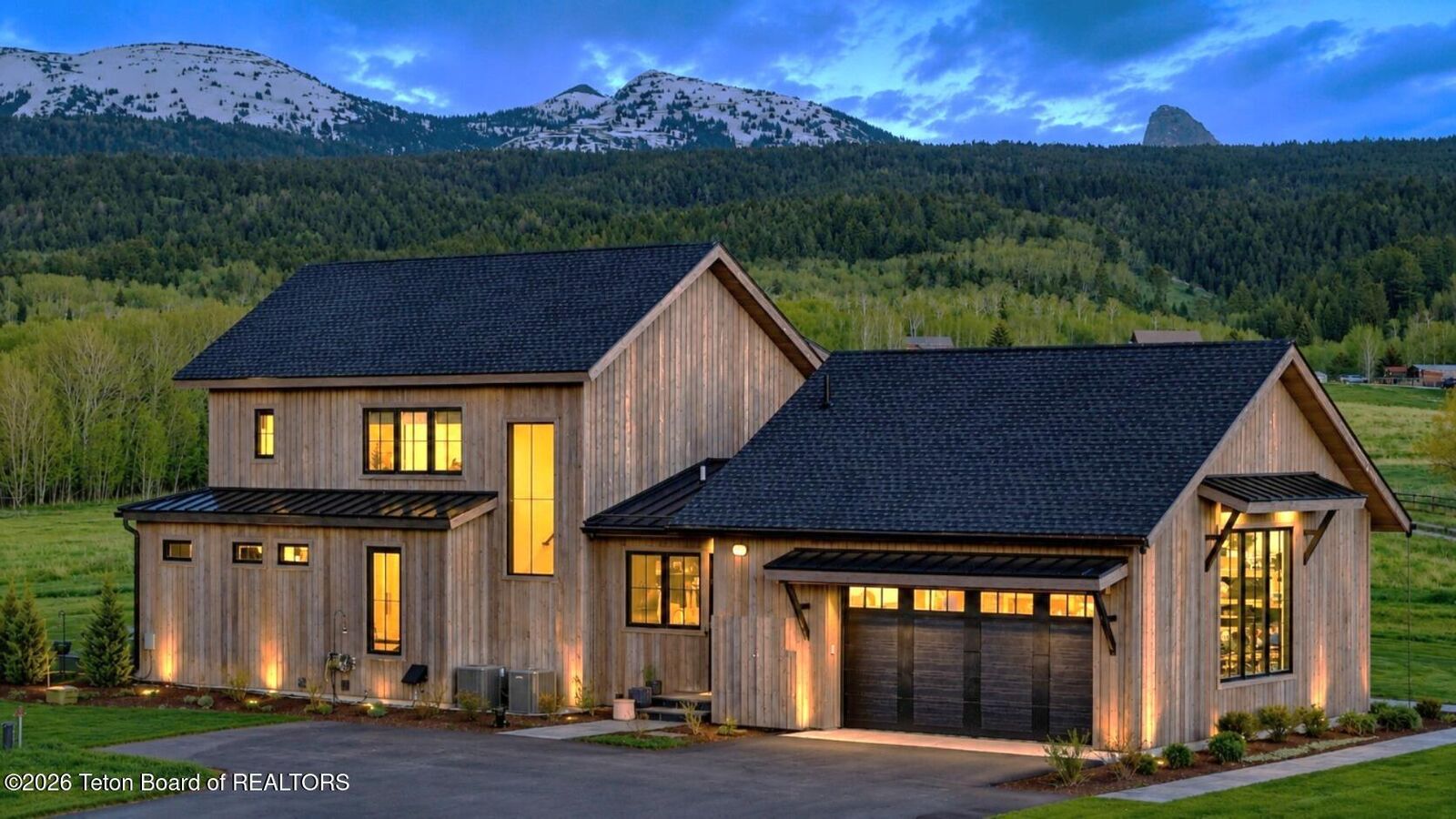Property Photo: 45 E Painted Rock WY 83414