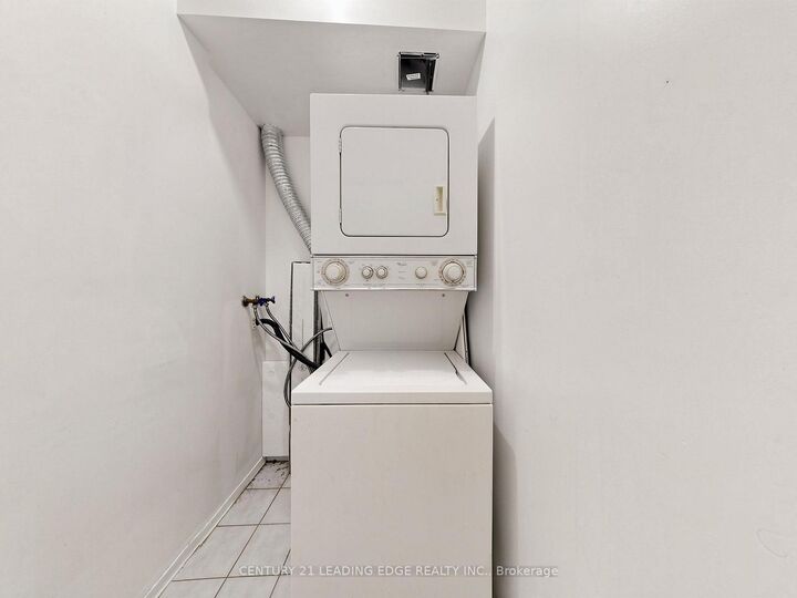 Property Photo:  1470 Midland Avenue 1103  ON M1P 3B9 