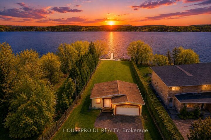 Property Photo: 2683 Lakeshore Road E ON L0L 1T0