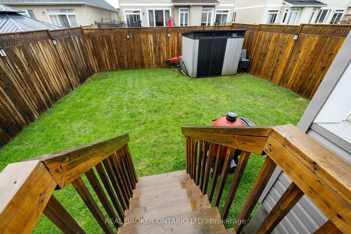 Property Photo: 14 Peever Place ON K7C 0K5