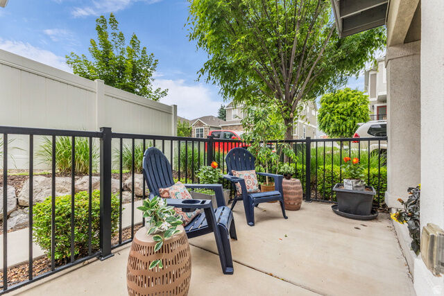 Property Photo:  5626 S Justice Howe Ln E 1  UT 84107 