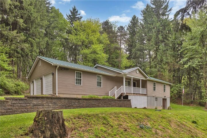 Property Photo:  164 Crooks School Road  PA 15026 