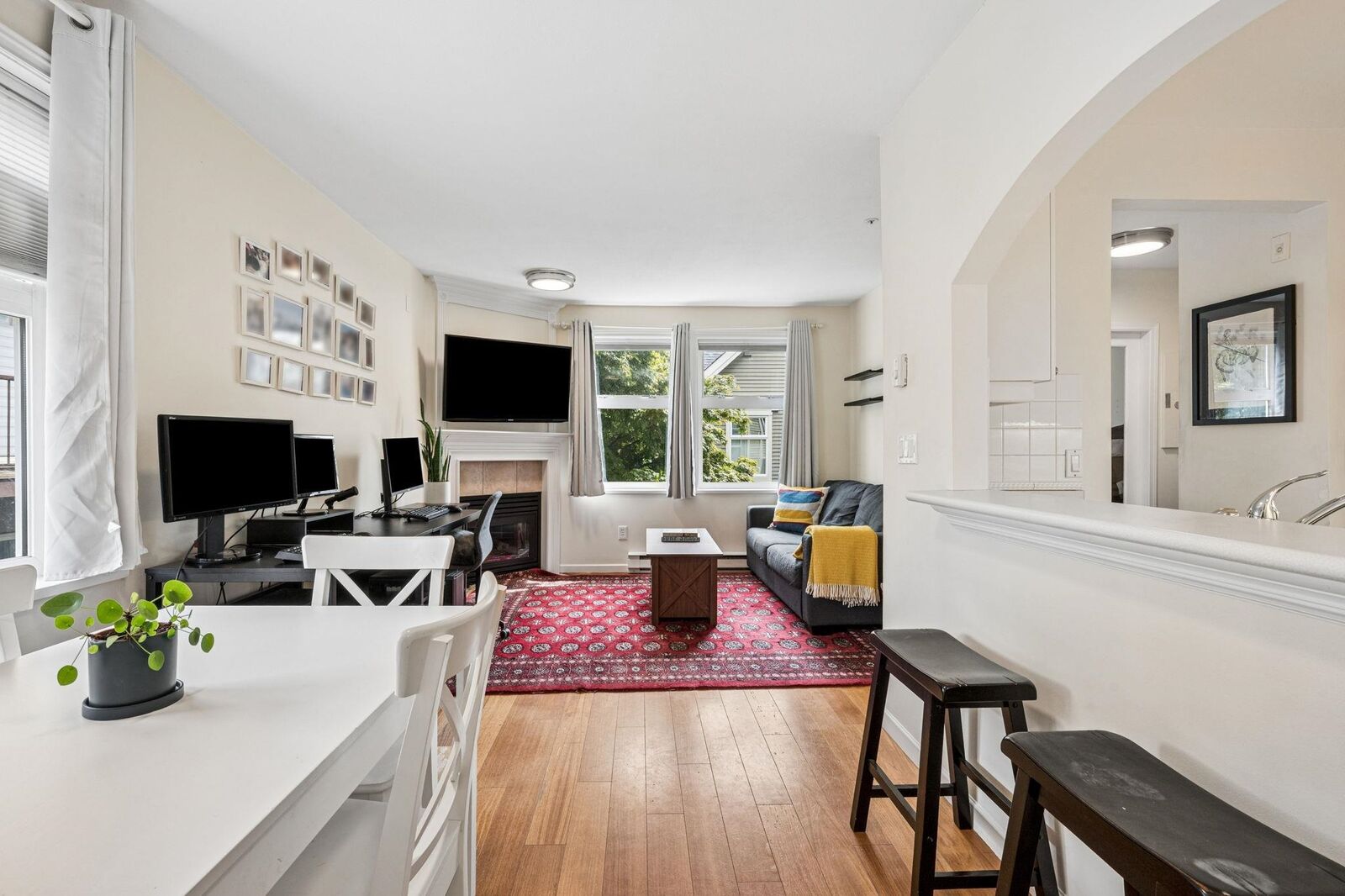 Property Photo:  2588 Alder Street 206  BC V6H 4E5 