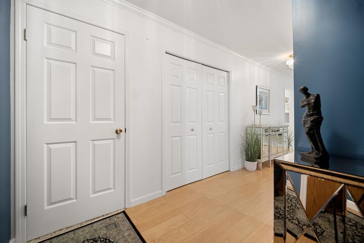 Property Photo: 15270 17 Avenue 106 BC V4A 1T9