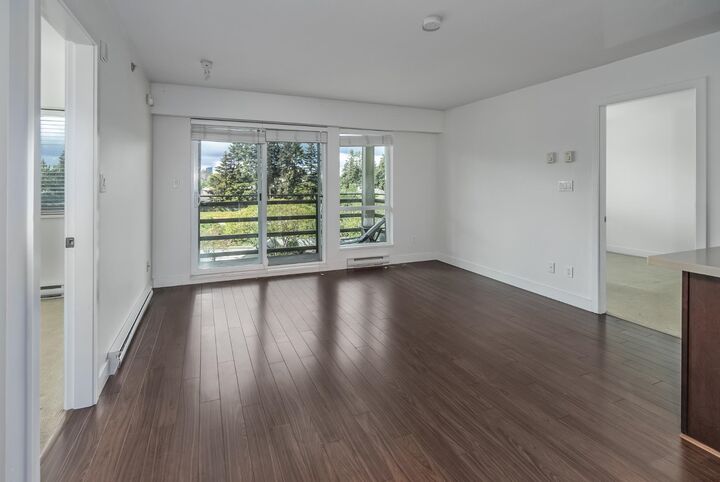 Property Photo:  15735 Croydon Drive 406  BC V3Z 2L5 