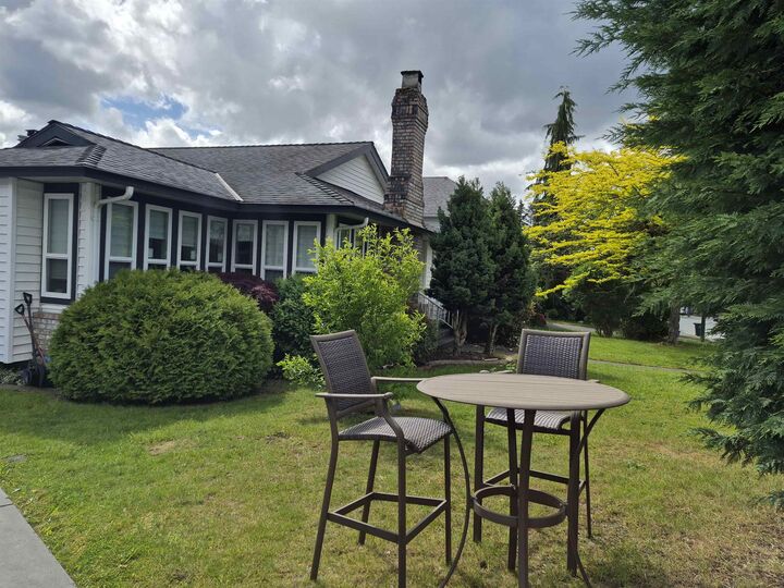 Property Photo:  1858 Walnut Crescent  BC V3J 7S9 