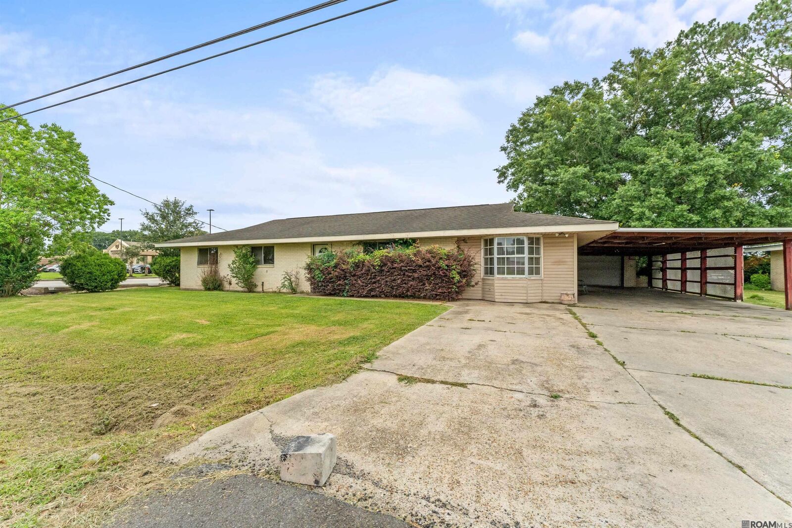 Property Photo:  403 Vatican Dr  LA 70346 