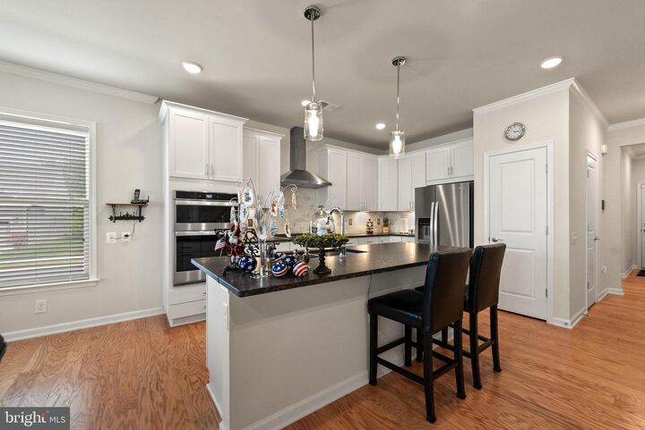 Property Photo: 46408 Reddish Knob Drive VA 20164