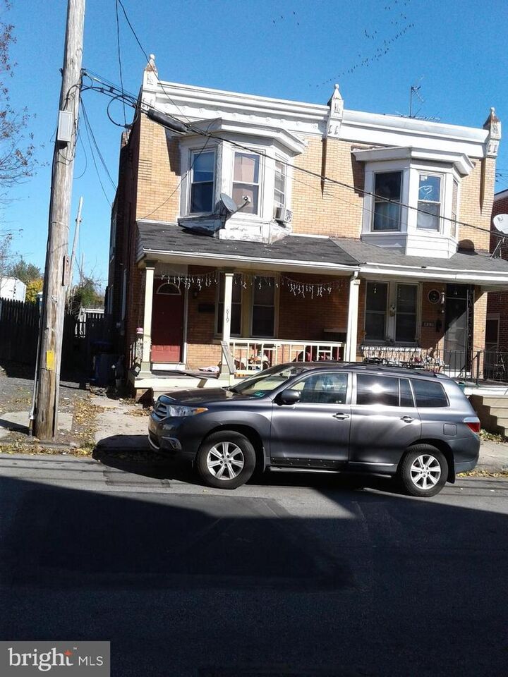 Property Photo: 819 W Elm Street PA 19401