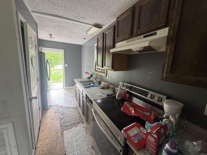 Property Photo:  307 N 14th Avenue  AR 72450 