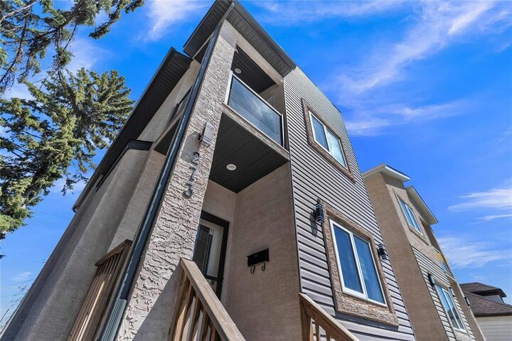 Property Photo: 273 Royal Avenue MB R2V 1H6