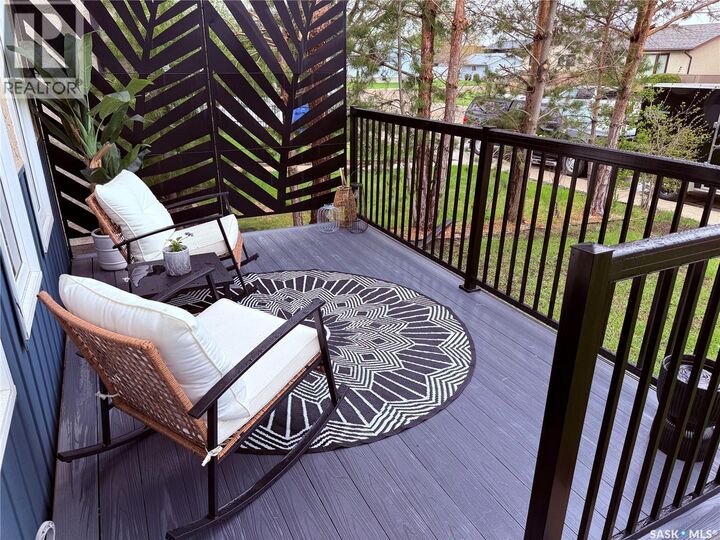 Property Photo:  409 Brooks Road  SK S4A 2P2 