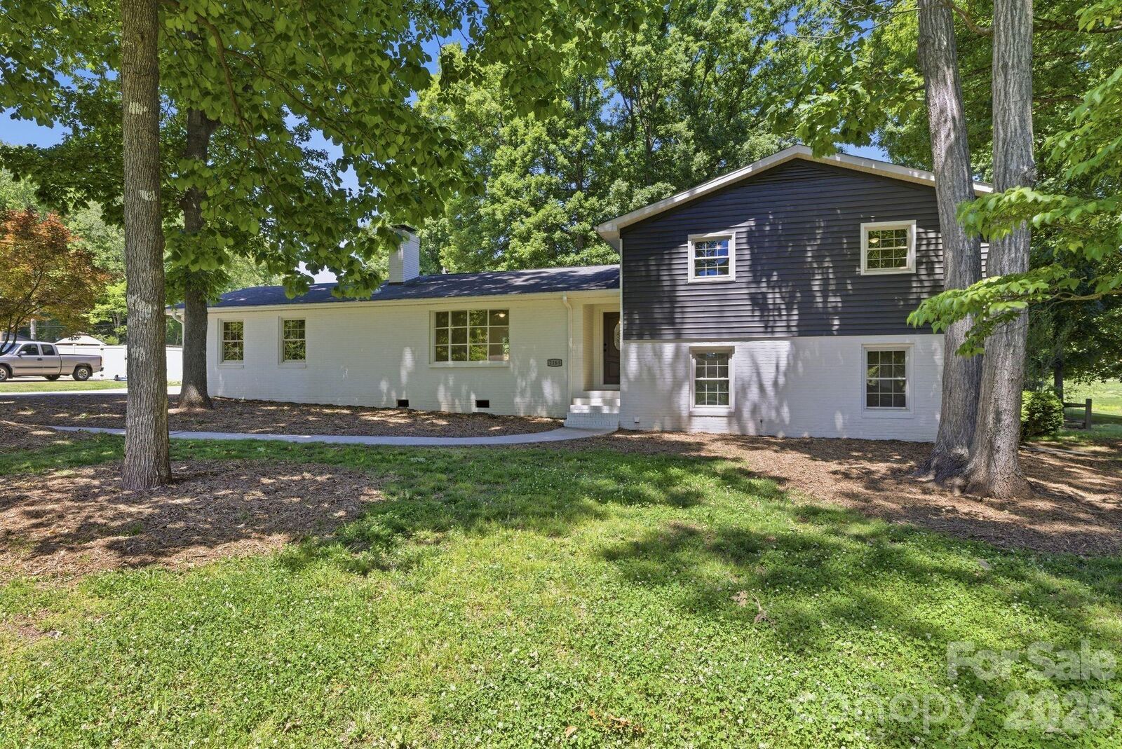 Property Photo: 2168 Dartwood Drive NW NC 28027
