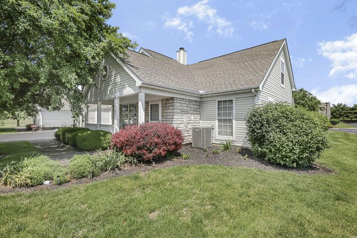 Property Photo:  1249 Dunhurst Street  OH 43113 
