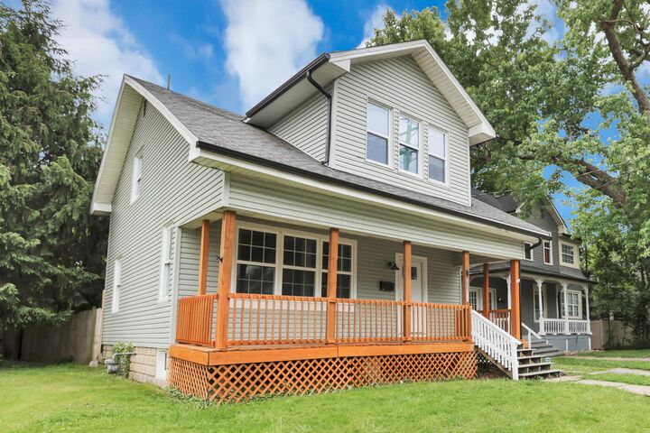 Property Photo:  1104 Blue Avenue  OH 43701 